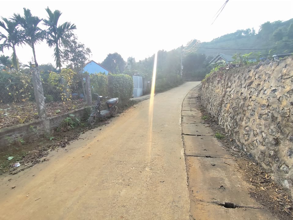 Đất nền Minh Quang, Ba Vì 1000m² giá 2.x tỷ - Sổ hồng chính chủ