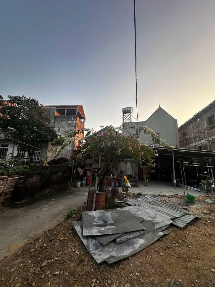 Nhà cấp 4 Đông Hạ, Quốc Oai 65m² giá 800 triệu - Sẵn sàng vào ở ngay!