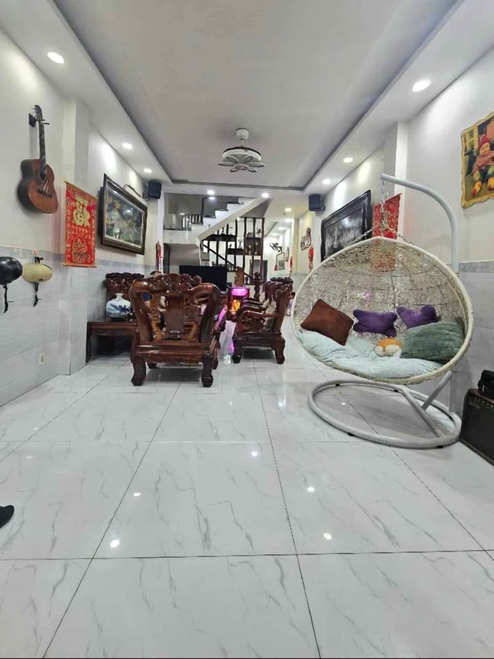 Nhà mặt tiền kinh doanh Lê Văn Quới, Tân Phú 80m² giá 10 tỷ - Giảm 500 triệu, nhanh tay ngay!