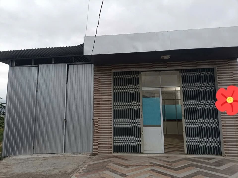 Nhà cho thuê gần bến xe phía Nam Diên Khánh 80m² giá 350 triệu - Kinh doanh ngay!