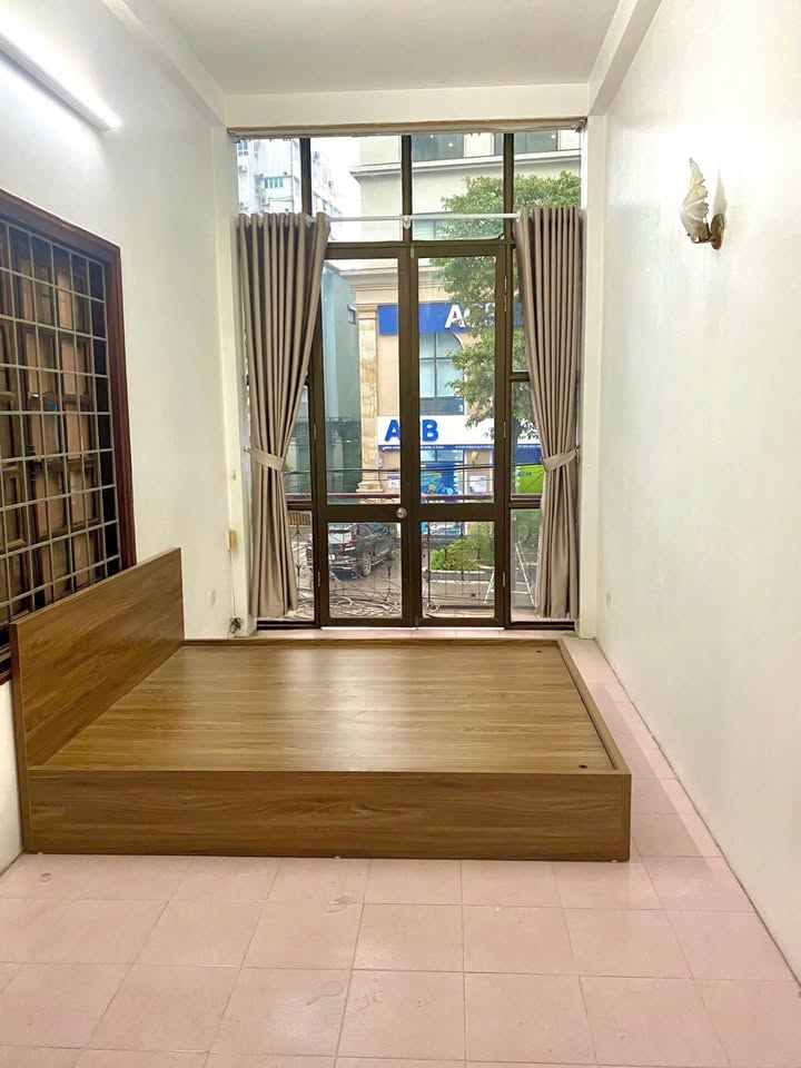 Phòng cho thuê tại 114 Thổ Quan, 1 phòng ngủ, giá 3.5 triệu - Sẵn sàng vào ở ngay!