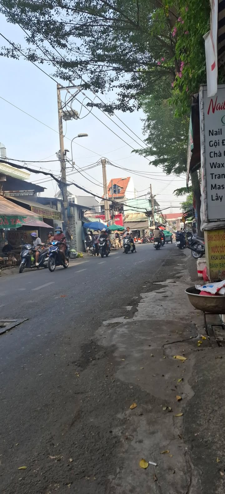 Nhà mặt tiền kinh doanh Hồ Văn Long, Bình Tân 80m² - Vị trí đẹp, thuận lợi buôn bán!