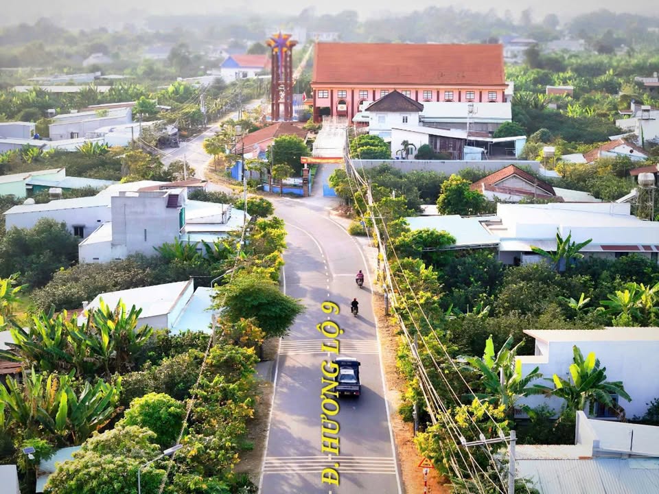 Mặt tiền FrontHouse Hương Lộ 9 594m² giá 5 tỷ - Cơ hội đầu tư hiếm có!