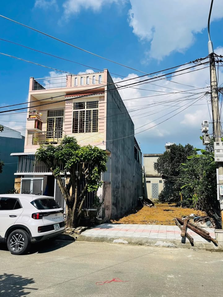 Đất Hòa Xuân 100m² giá 4.1 tỷ - Hướng Nam, thích hợp đầu tư lâu dài!