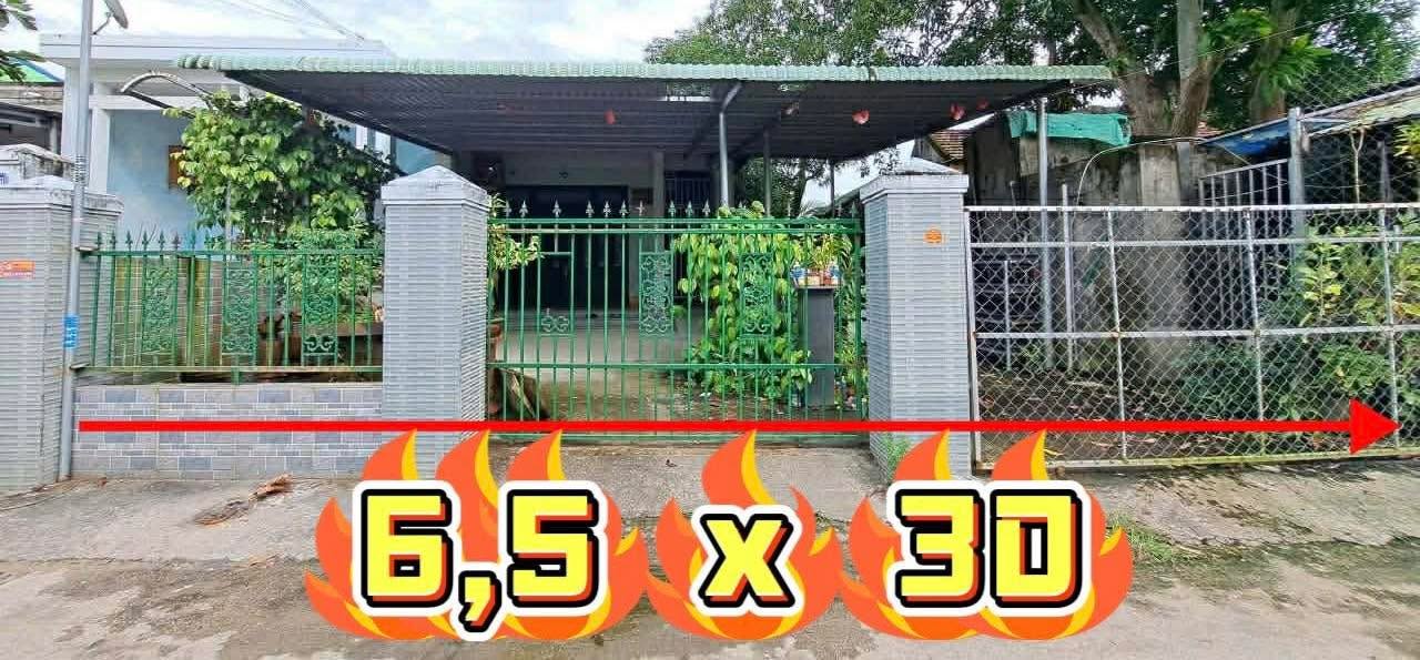 Đất thổ cư Điện Ngọc 195m² giá 2,9 tỷ - Đường thông xe tải thoải mái!