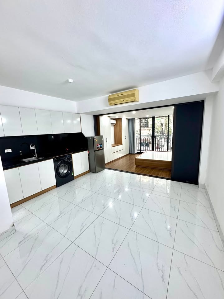 Cho thuê căn hộ CCMN tại Vĩnh Tuy, 45m² - Full nội thất cao cấp sẵn sàng ở ngay!