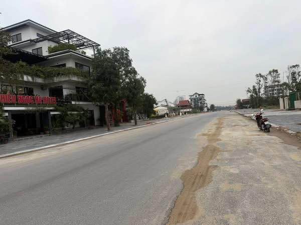 Đất kinh doanh đường Mai Thúc Loan, Phường Thu Thủy, 200m² - Cơ hội đầu tư vàng!