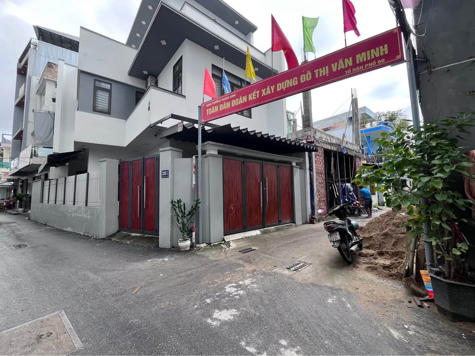 Biệt thự sân vườn 3 tầng Hải Châu 220m² giá 17 tỷ - An ninh tuyệt đối!