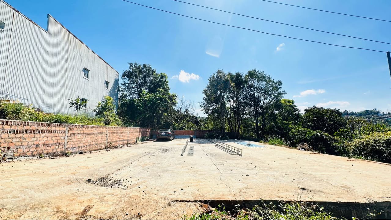 Đất nền 29 Nguyễn Thiếp, 259m² giá chỉ 2 tỷ - Tặng dàn móng xây sẵn!