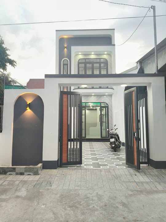 Nhà Lầu Phường 4 Tây Ninh 140m² giá 3.14 tỷ - Sẵn sàng vào ở ngay!