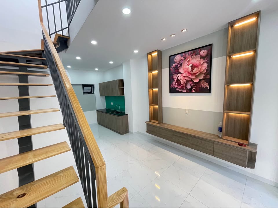 Nhà đẹp hẻm phố Hà Thanh, Nha Trang 30m² giá 2.95 tỷ - Sổ hồng hoàn công!