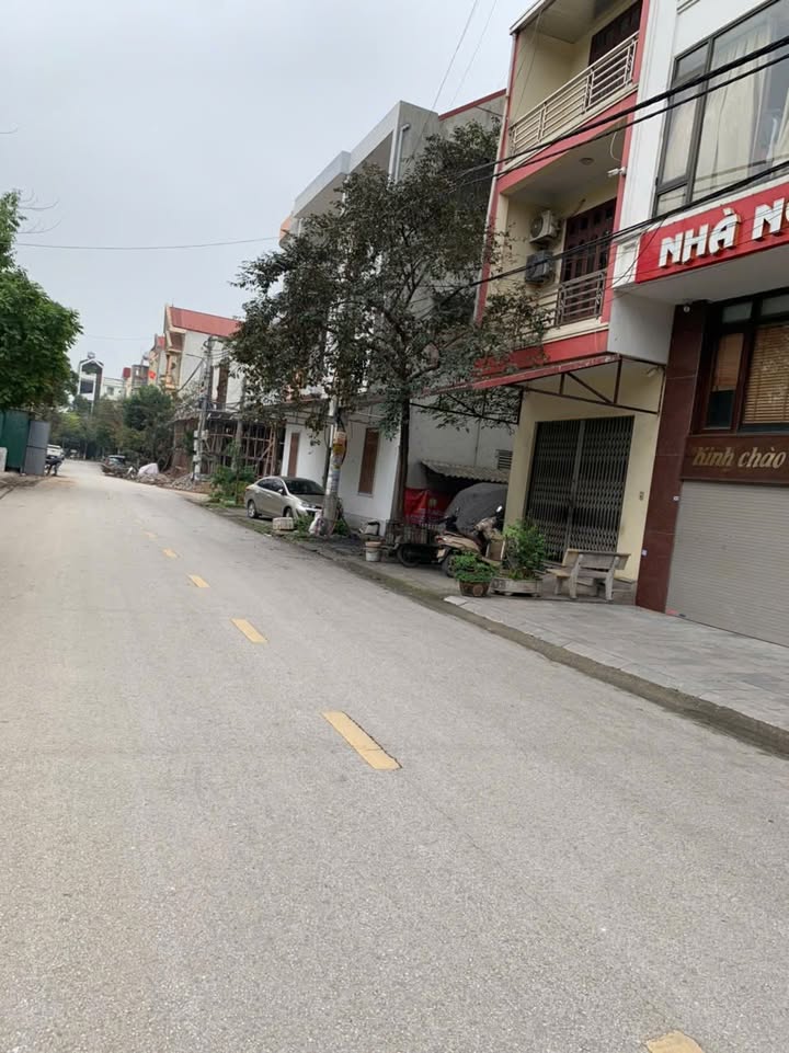 Đất nền Gia Lâm 50m² giá thỏa thuận - Sổ đỏ chính chủ, ô tô vào tận nơi!