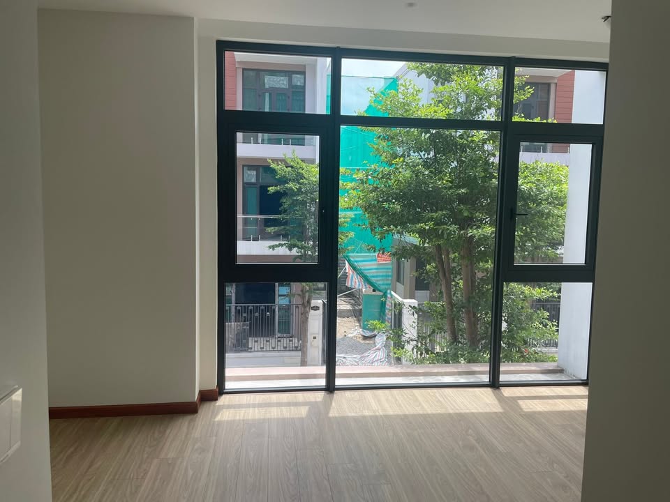 Căn hộ Ánh Dương, Gia Lâm 87m² giá 16 triệu - Nội thất đầy đủ, sẵn sàng vào ở!