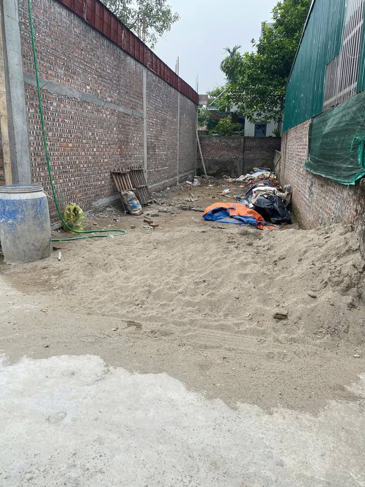 Lô đất Nhân Dục, Hiến Nam, Hưng Yên 70m² - Giá chỉ 300 triệu - Sổ đỏ chính chủ!