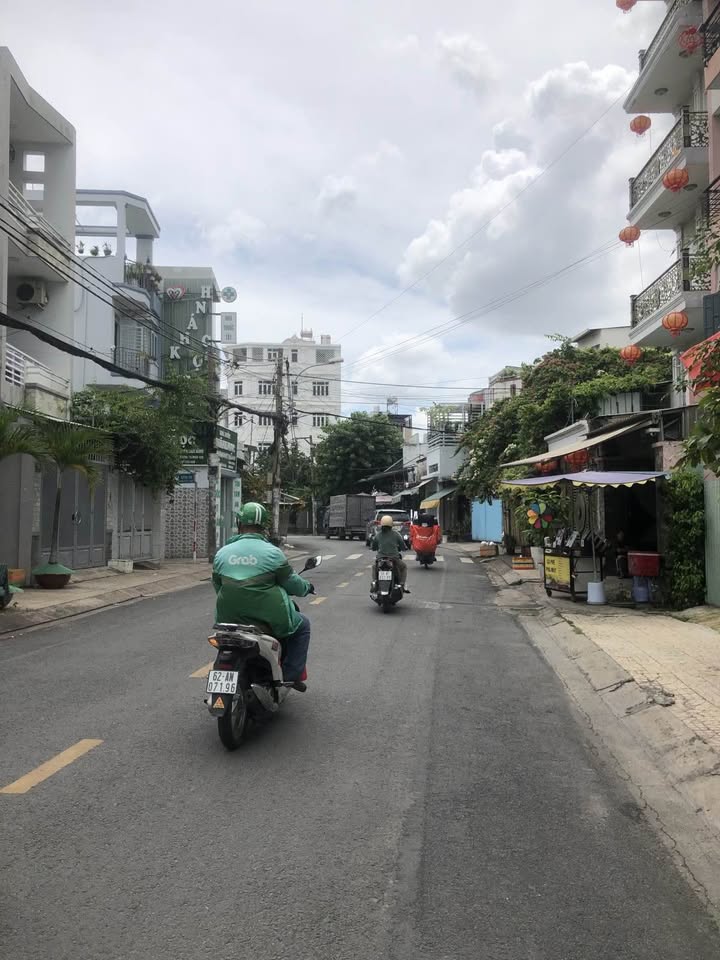 Nhà mặt tiền đường Lê Liễu, Tân Phú 34m² giá 4,x tỷ - Pháp lý chuẩn chính chủ!