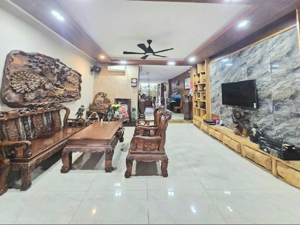 Nhà phố Bàu Cát, Tân Bình 150m² giá 27 tỷ - Thiết kế hiện đại sang trọng!