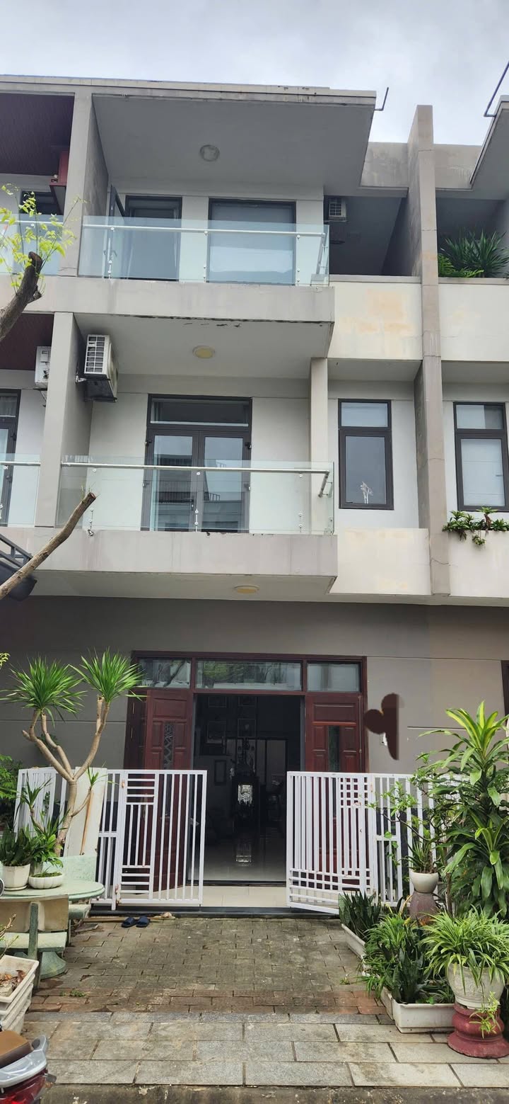 Nhà 3 tầng cho thuê Khu Đa Phước, Đà Nẵng 100m² - Thích hợp làm văn phòng kết hợp ở