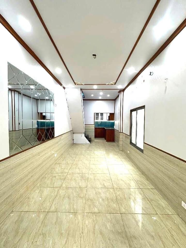 Nhà phố Khương Trung 31m² giá 3 tỷ - Kinh doanh ô tô đỗ cửa!