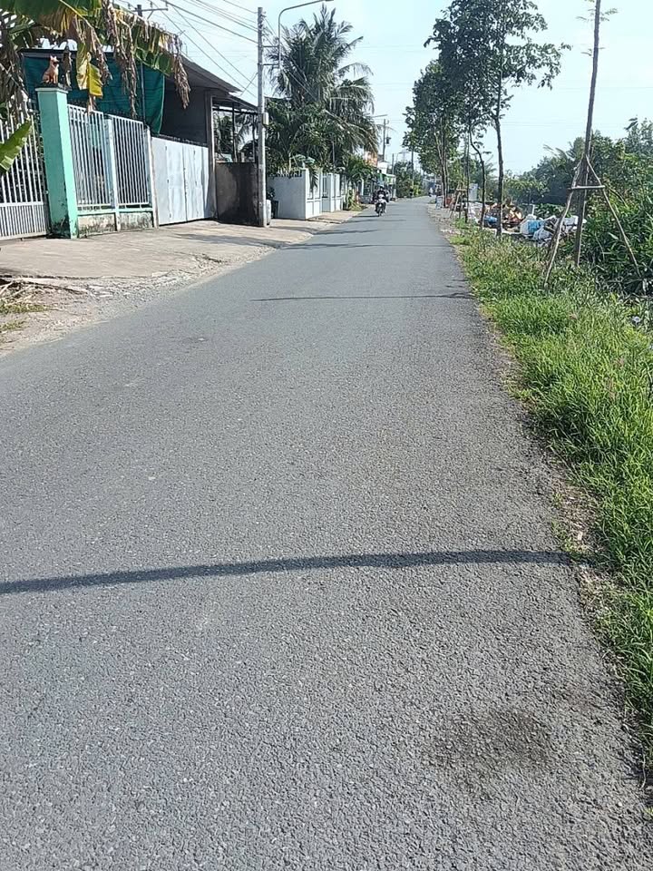 Nhà đẹp đô thị Cai Lậy 700m² giá 5 tỷ - Chính chủ bán gấp!