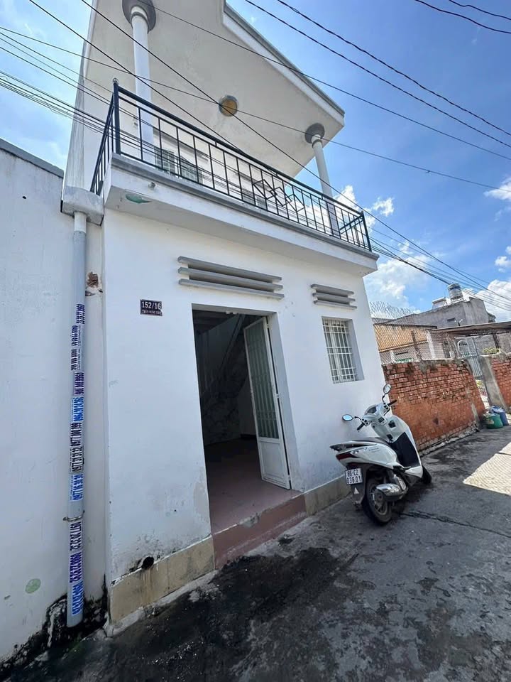 Nhà lầu bán gấp tại Phan Thiết 35m² giá 590 triệu - Trung tâm tiện ích đầy đủ