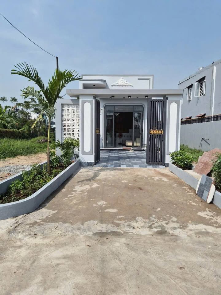 Nhà cấp 4 xã Mỹ Hạnh Bắc 110m² giá 1.89 tỷ - Chính chủ bán gấp!