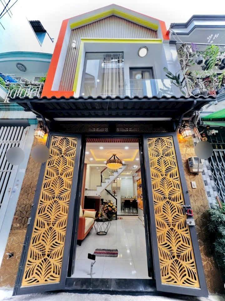 Nhà Gò Vấp 28,5m² giá 4,9 tỷ - Nhà mới đẹp, vào ở ngay!