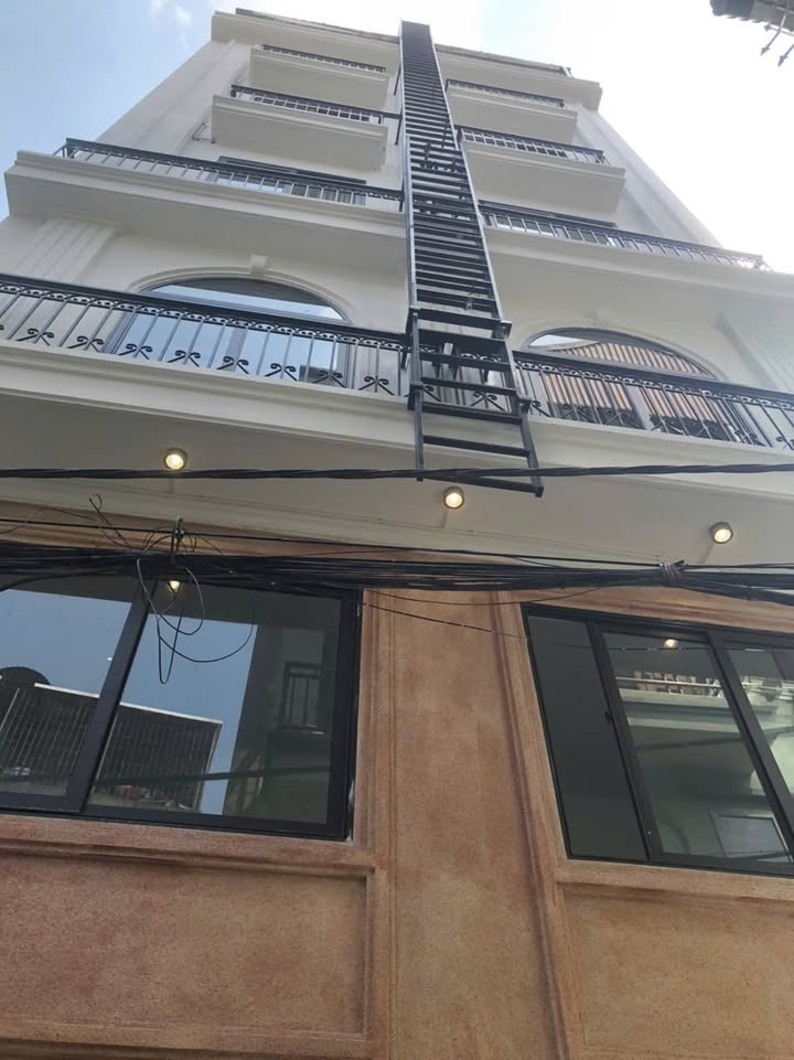 Bán CCMN Nguyễn Chánh, Cầu Giấy 54m² giá 12 tỷ - Dòng tiền ổn định 60 triệu/tháng!