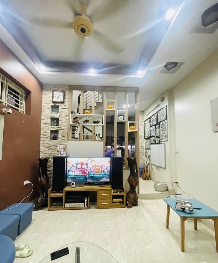 Nhà lô góc tại Mỹ Đình 56m² giá 12 tỷ - Pháp lý rõ ràng, vị trí đắc địa!