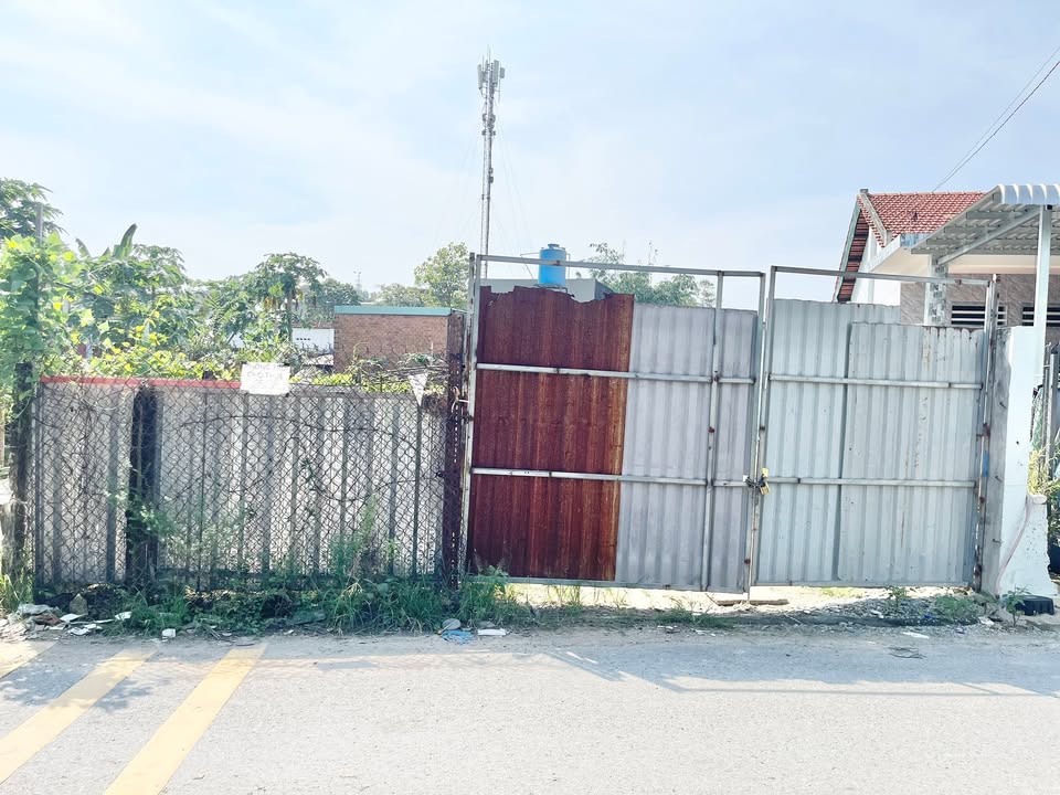 Đất mặt tiền Trần Thị Xanh, Dĩ An 155m² giá 5.6 tỷ - Cơ hội hiếm có đầu tư!