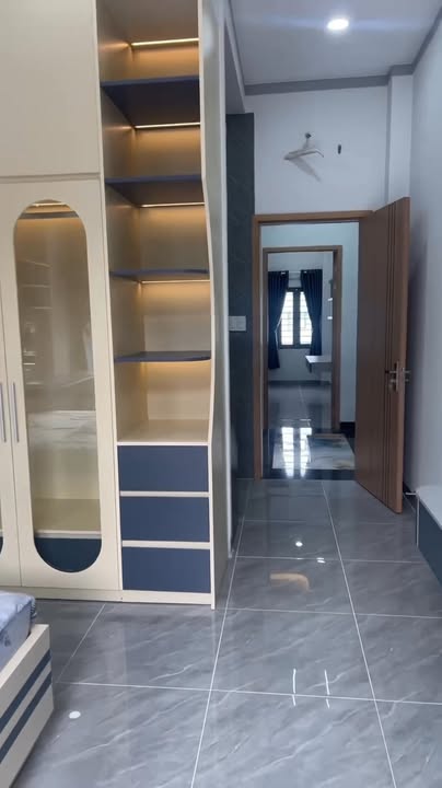 Nhà 2 lầu 1 trệt khu Bicosi Dĩ An 60m² giá 5.5 tỷ - Thiết kế hiện đại, sẵn sàng vào ở!