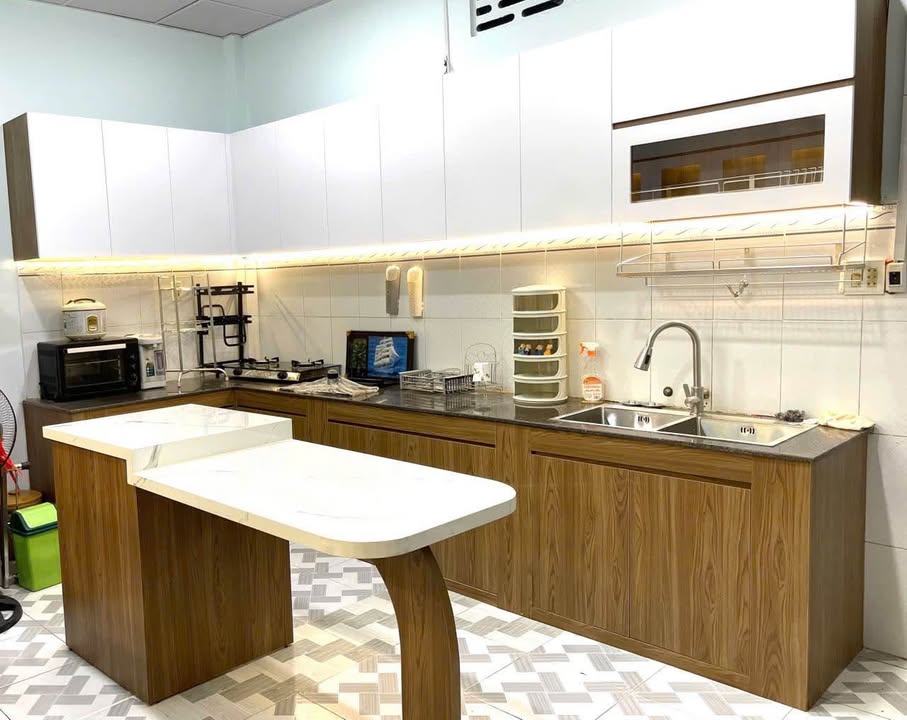 Nhà nguyên căn mặt tiền 23/10 Nha Trang 84.6m² giá 5.5 tỷ - Full nội thất, sẵn sàng ở ngay!