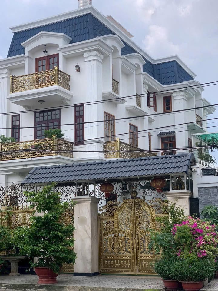 Biệt thự Townhouse Hoàng Diệu 2 Thủ Đức 252m² giá 25 tỷ - Vị trí đắc địa, an ninh tuyệt đối