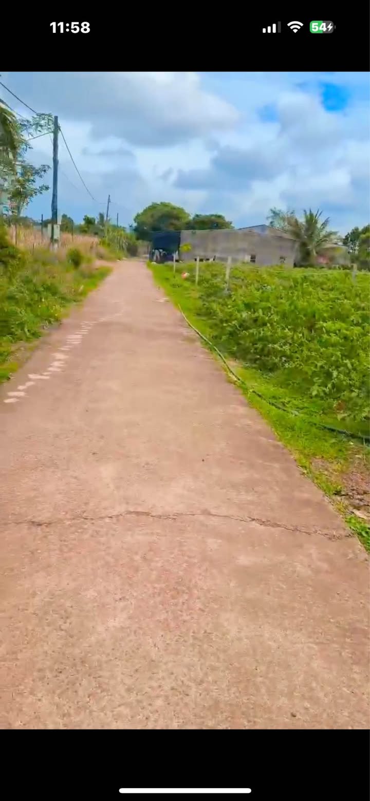 Đất thổ cư 300m² xã Ea Kao giá 990 triệu - Đầu tư sinh lời tiềm năng!