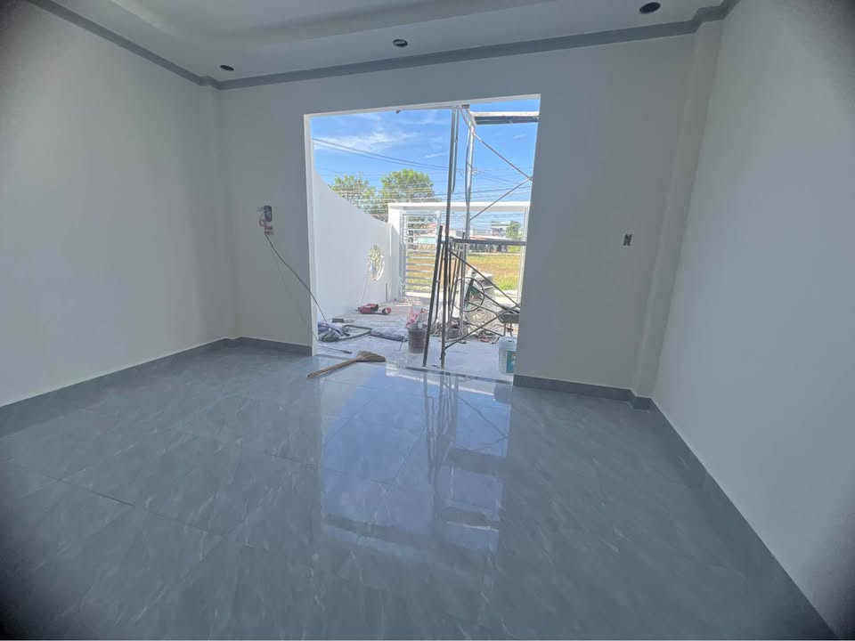 Nhà riêng 100m² tại Ngô Đức Tốn, Phan Thiết - Sổ hồng chính chủ, giá chỉ 1.49 tỷ!