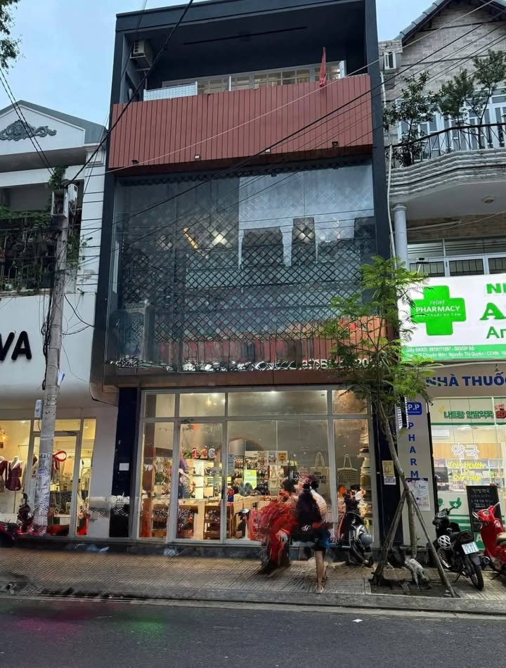 Cho thuê nhà nguyên căn Hồng Bàng 85m² giá 55 triệu - Vị trí trung tâm sầm uất!