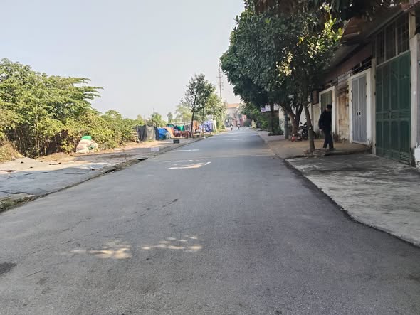 Đất nền Tân Hồng, Từ Sơn 96m² giá 4 tỷ - Sổ đỏ chính chủ