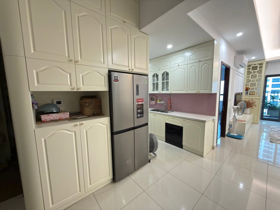 Căn hộ 2 phòng ngủ The Two Gamuda Gardens 78.5m² giá 7.x tỷ - View thoáng mát, nội thất đầy đủ!