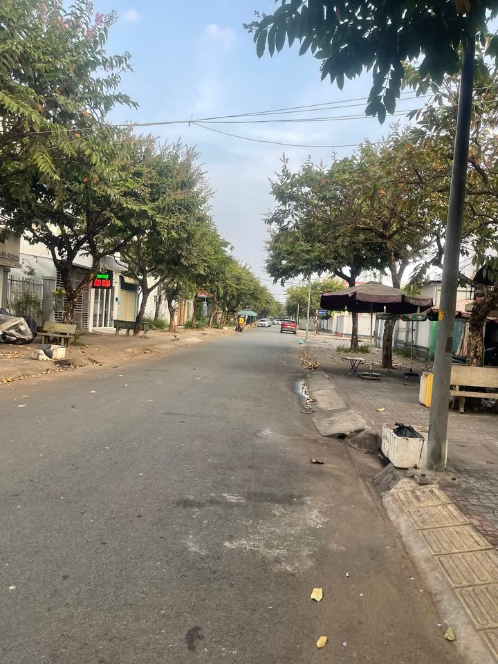 Nhà cho thuê tại Chợ Chùa, Huyện Chợ Lách 1PN giá 4 triệu - Gần chợ tiện lợi!