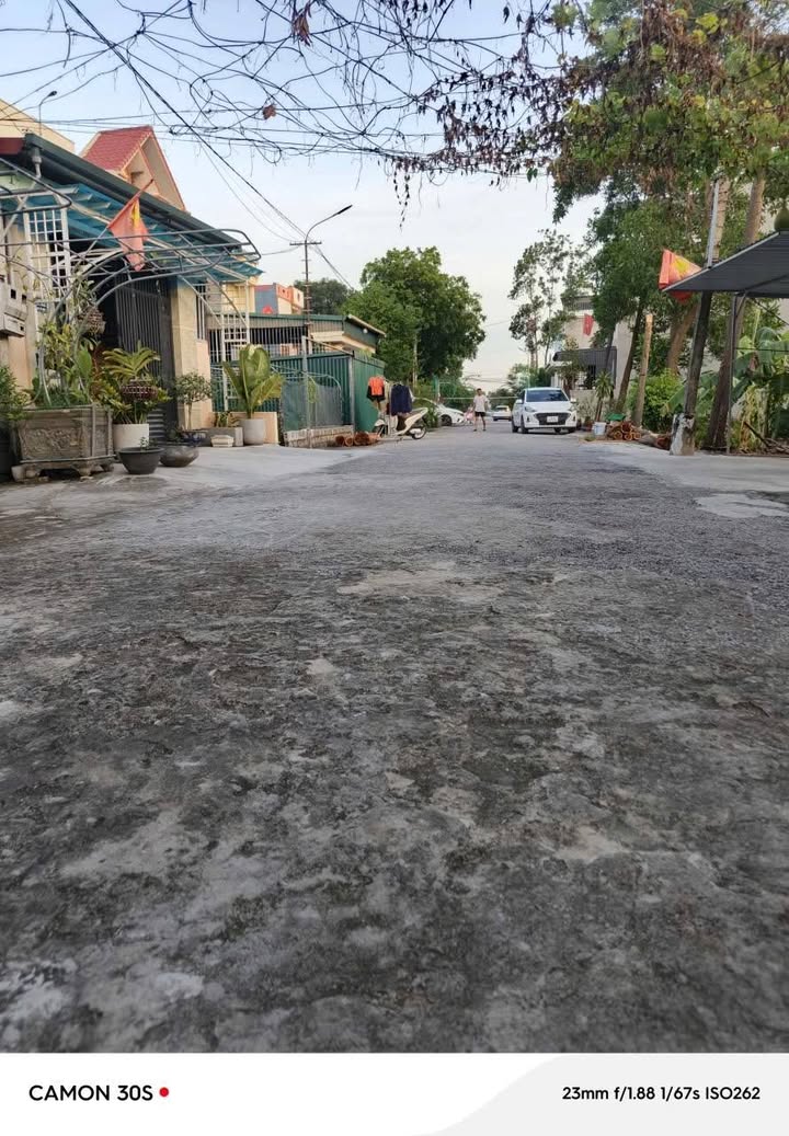 Lô đất 85m² tại Thị trấn Tân Phong, Huyện Quảng Xương - Gần bệnh viện, giá thỏa thuận