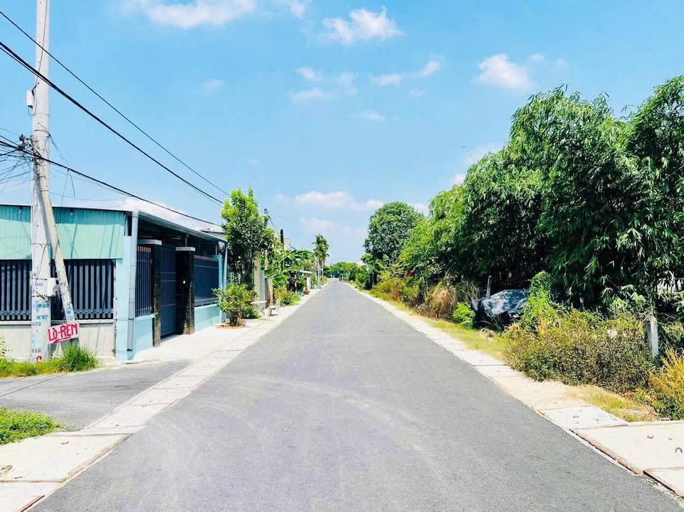 Đất nền Phước Vĩnh An Củ Chi 107m² giá 2.25 tỷ - Xây dựng tự do, vị trí trung tâm!