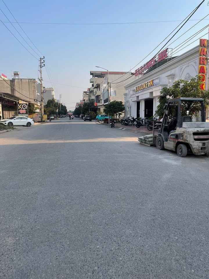 Kho xưởng cho thuê tại Trục Chính 19m, Phường Tăng Tiến, 144m² - Kinh doanh sầm uất gần KCN