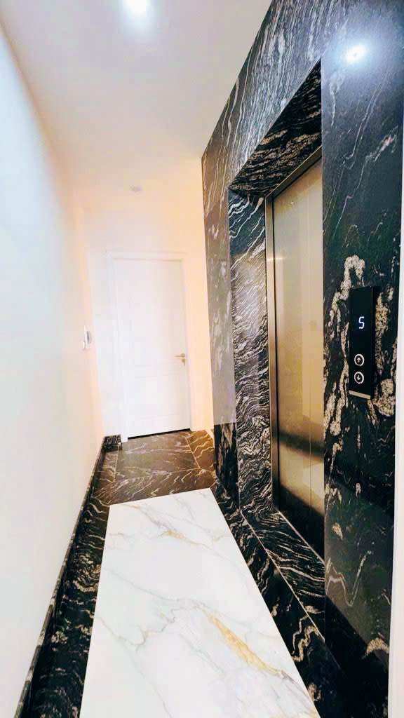 FrontHouse Đống Đa 38m² giá 9.7 tỷ - Sổ đỏ chính chủ, gần Hồ Ba Mẫu!