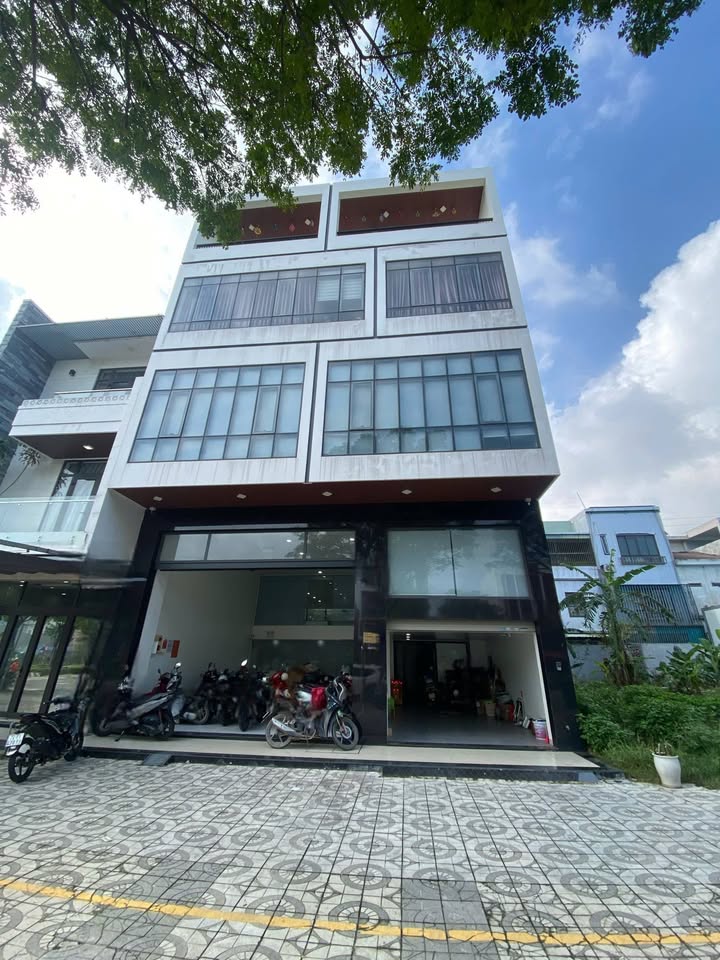 Cho thuê mặt bằng tầng 1-2-3 Tòa Nhà NG Phước Lan, Đà Nẵng – 600m², giá 50 triệu