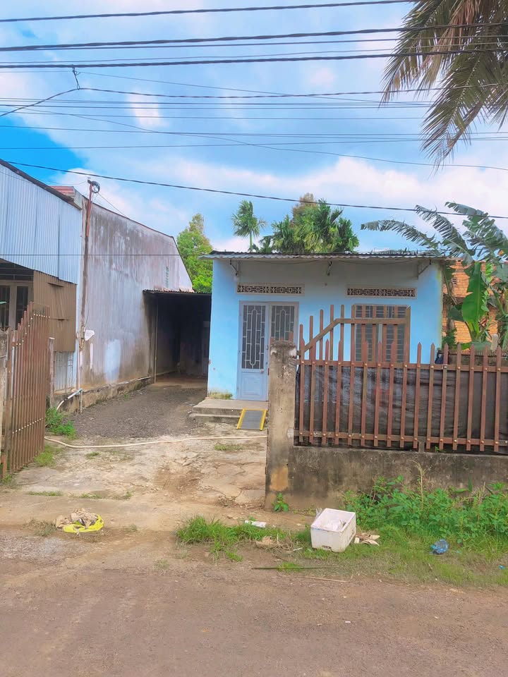 Đất thổ cư xã Ea Ktur, huyện Cư Kuin 200m² giá 1.2 tỷ - Vị trí thuận lợi gần QL27!