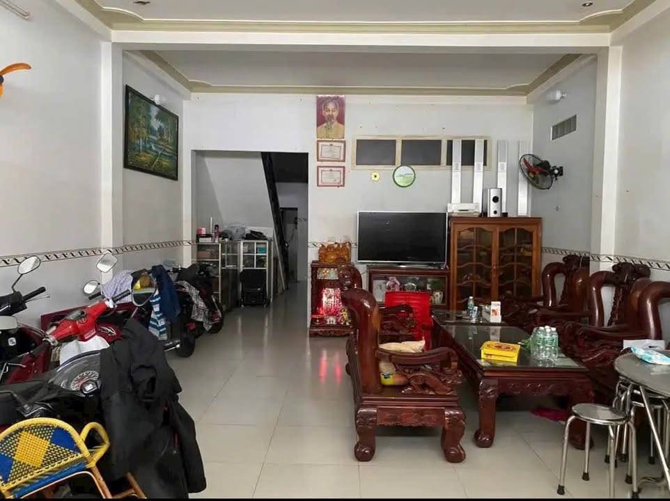 Nhà 1 trệt 1 lầu gần biển Ocean Dunes Phan Thiết 82m² giá 3.3 tỷ - Đầu tư lý tưởng!