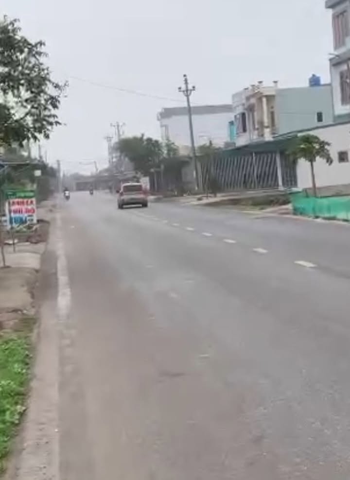 Đất nền trục huyện Tây Phong, Tiền Hải 97m² - Kinh doanh tốt, dân cư đông đúc!