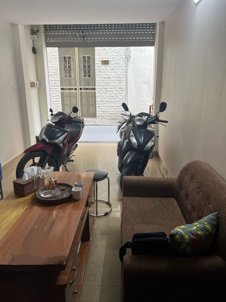 Nhà mặt ngõ Thịnh Hào Đống Đa 30m² giá 10 tỷ - Kinh doanh đỉnh cao!