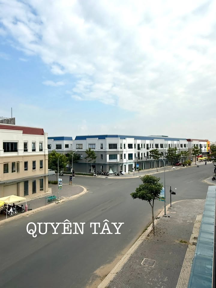 Mặt tiền đường Điện Biên Phủ, KDT Tây Sông Hậu 107m² - Vị trí đắc địa, giá tốt!