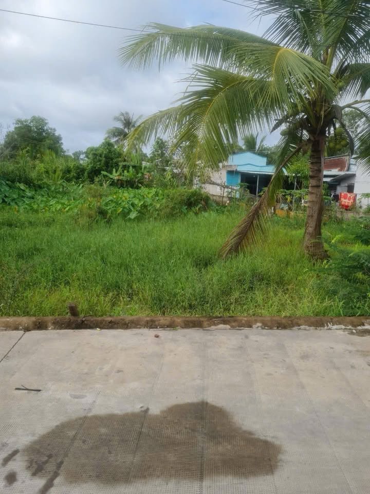 Đất nền 600m² mặt tiền Tô Vĩnh Diện - Giá thỏa thuận, vị trí đắc địa