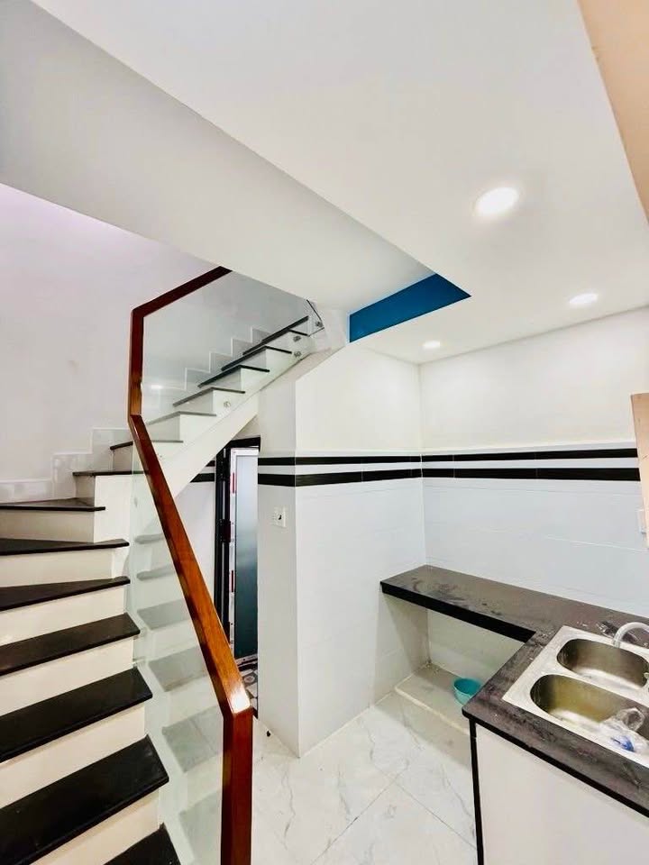 Nhà riêng Lâm Văn Bền, Quận 7, 25m² giá 4.2 tỷ - Chính chủ bán ngay!